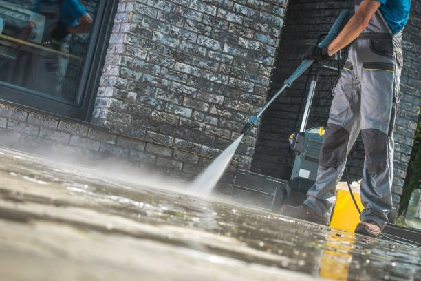 Professional Pressure Washing Services in Lindstrom, MN